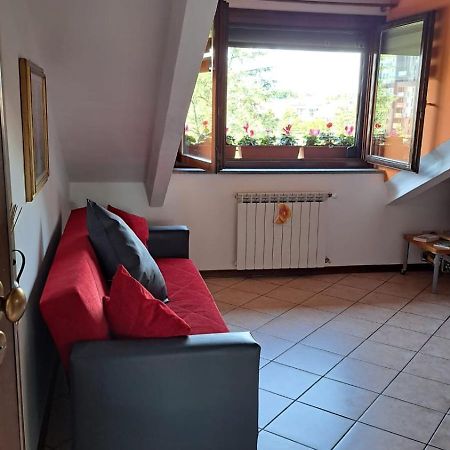Casa Paola - Stazione 400 Mt - Free Wifi Διαμέρισμα Arcore Εξωτερικό φωτογραφία